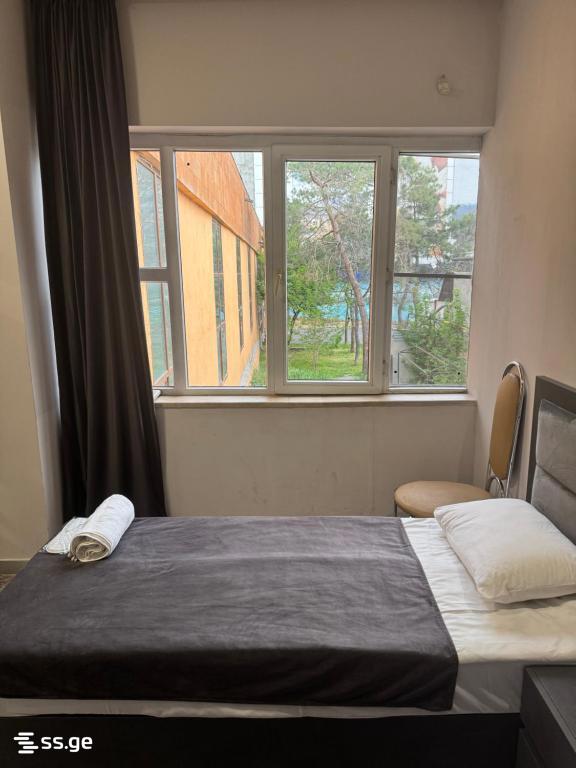 14 Room Hotel For Rent. Digomi view 7