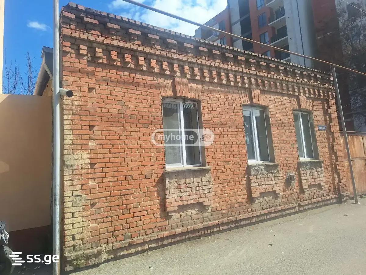 7 Room Private House For Sale view 2