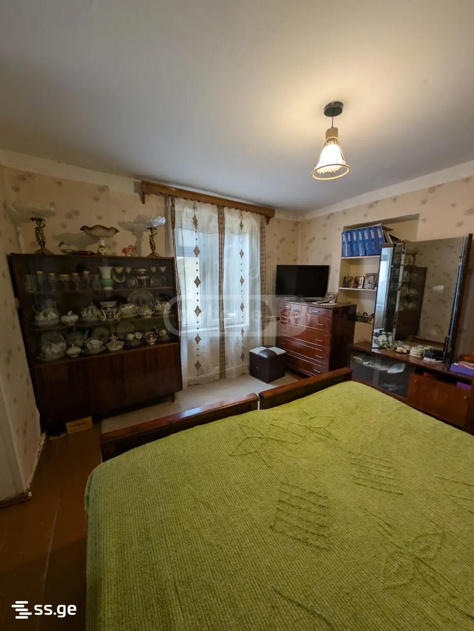 5 Room Private House For Sale view 6