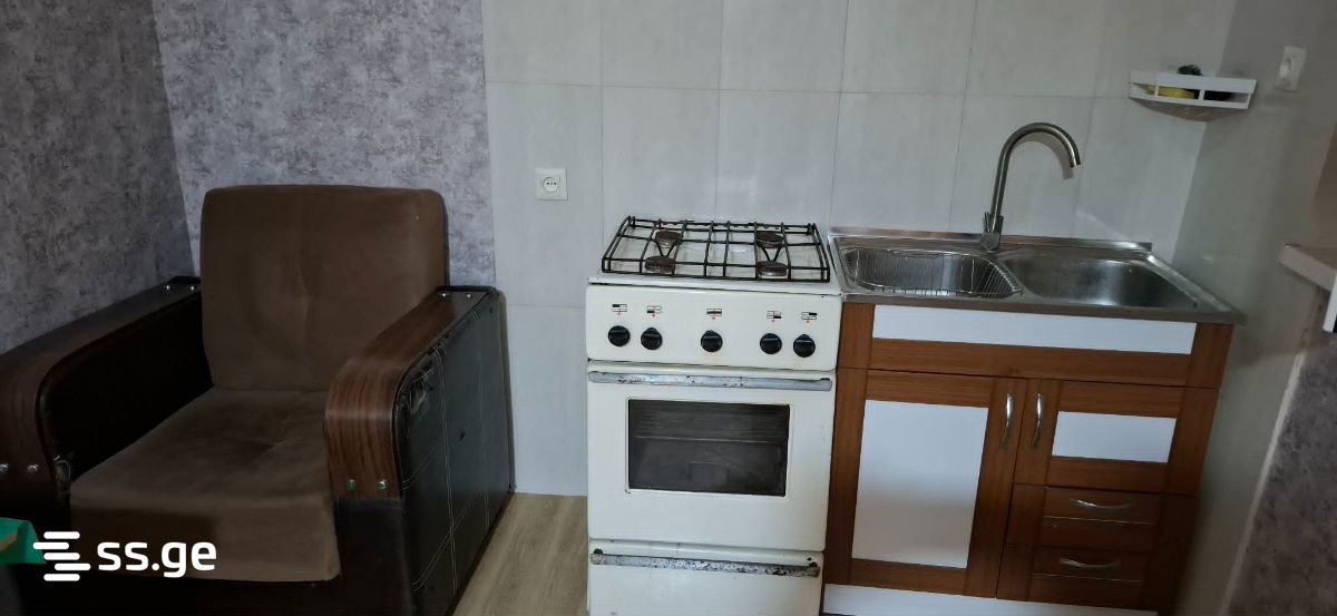 1 Room Private House For Rent. Nadzaladevi view 2