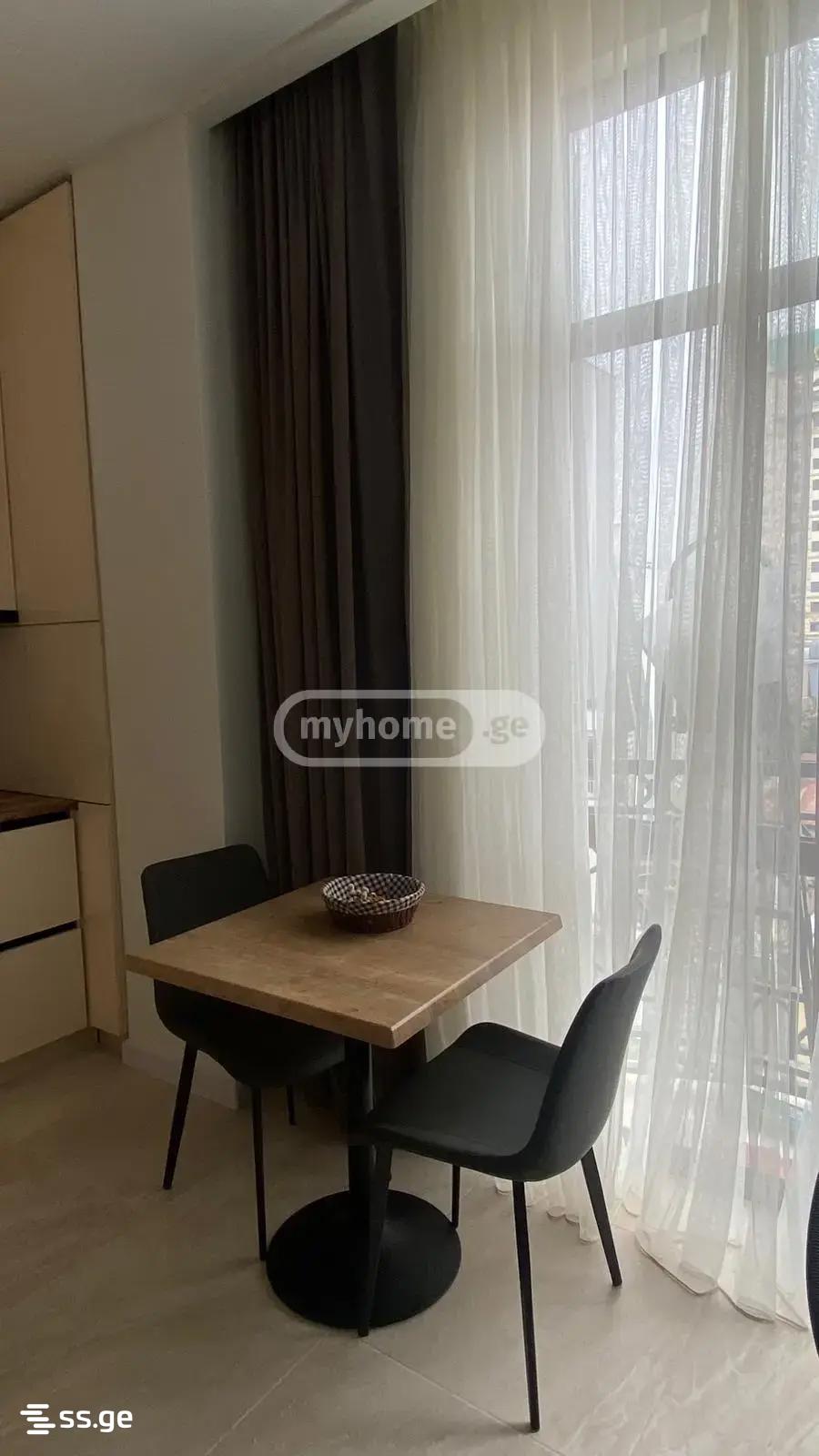 2 Room Flat Daily Rent. Batumi view 2