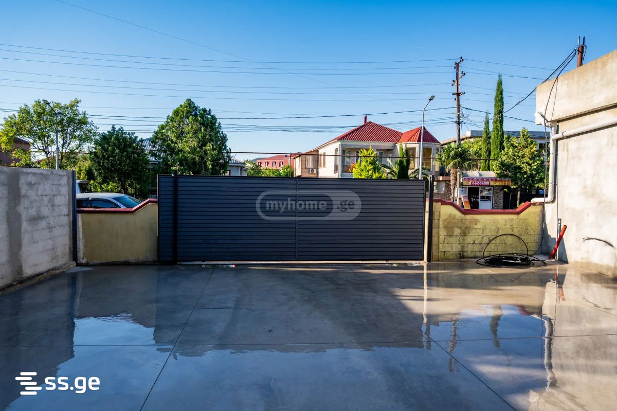 Store-Industrial Property For Rent. Batumi view 6