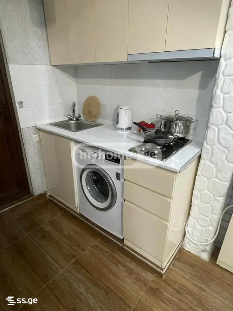 2 Room Private House For Rent. Makhindjauri view 4