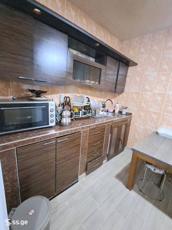 4 Room Private House Daily Rent. Batumi view 11