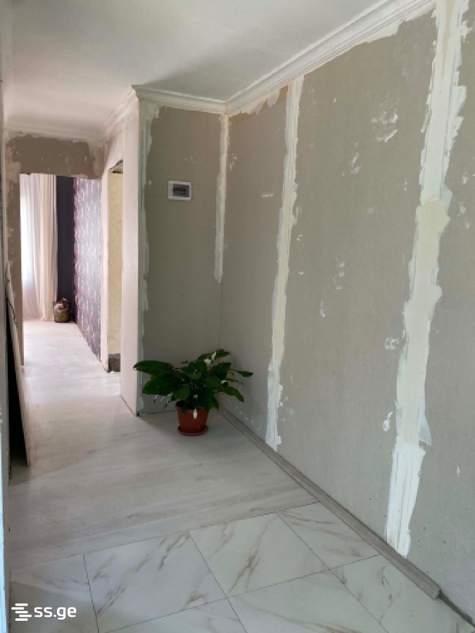 3 Room Private House For Sale view 9