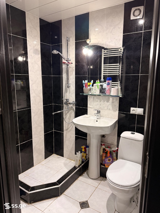 2 room Flat For Sale. Saburtalo - Widok 4