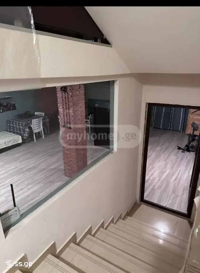 10 Room Private House For Rent. Varketili view 9