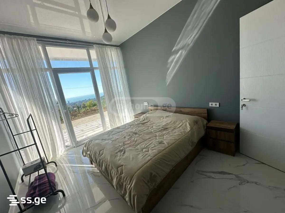 6 Room Summer Cottage For Rent. Batumi view 5