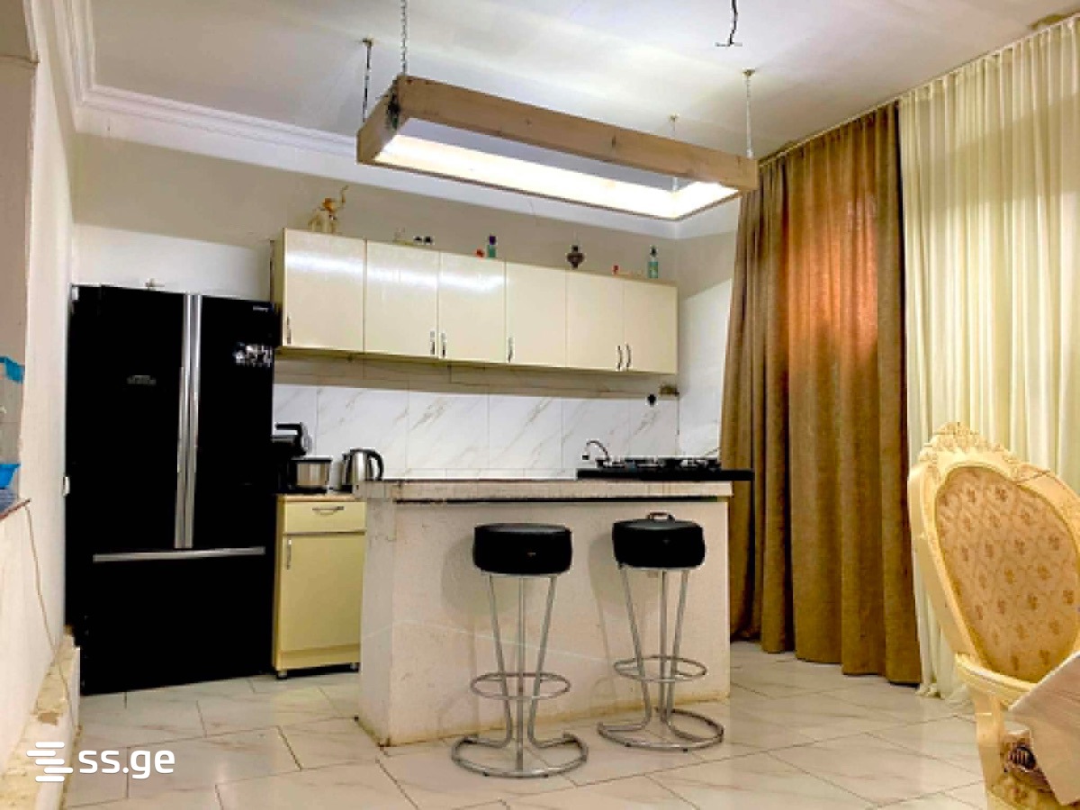 3 Room Private House For Sale view 6