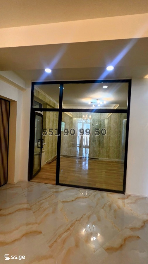 5 room Flat For Sale. Vake - Aanzicht 4