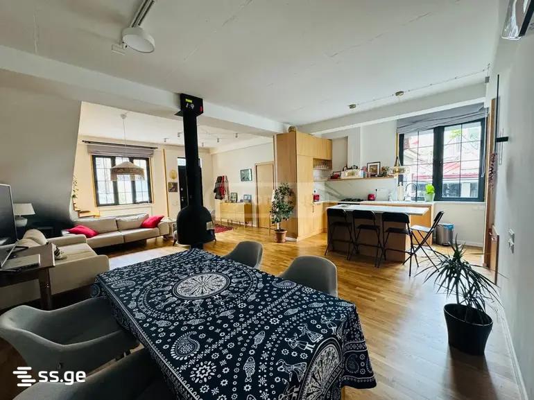 3 Room Private House For Rent. Sololaki view 3