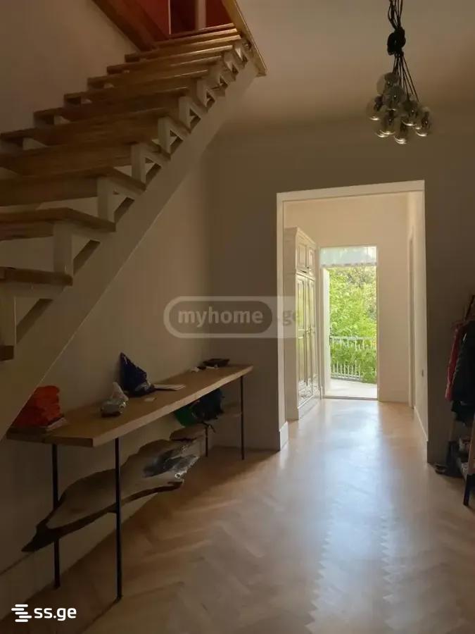 10 Room Private House For Rent. Vera view 12