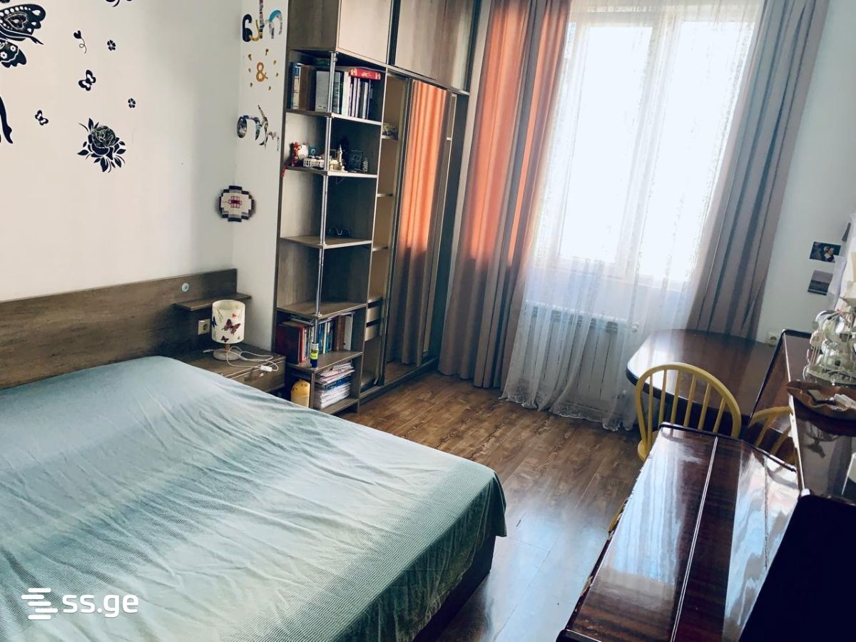 3 Room Flat Daily Rent. Batumi view 3