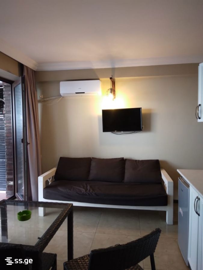 1 Room Flat Daily Rent. Gonio view 5