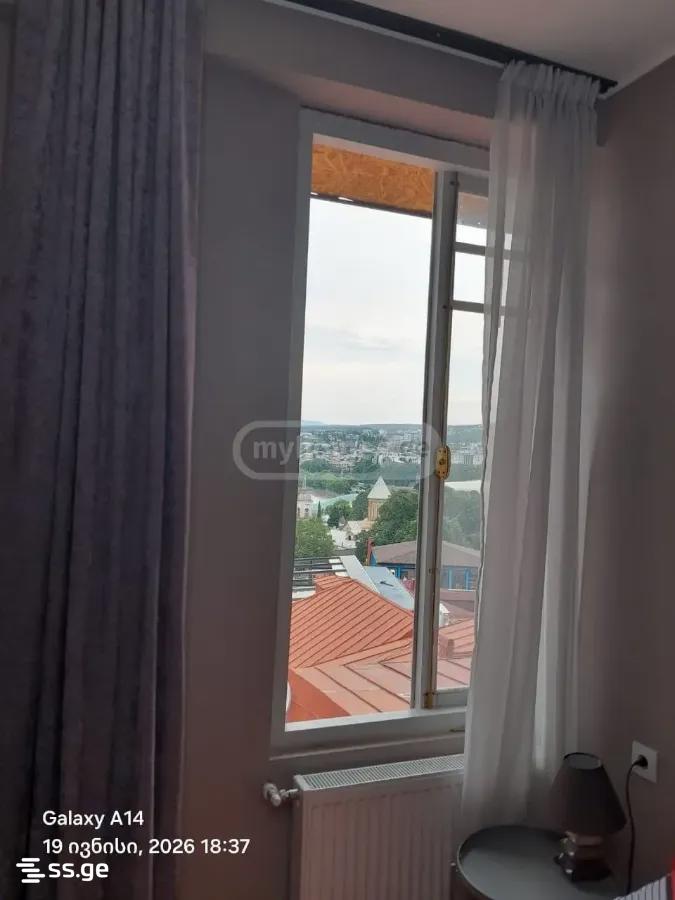 4 Room Private House For Rent. Sololaki view 10