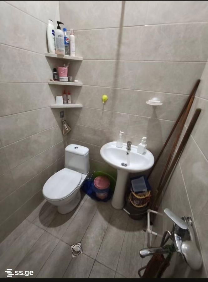 1 Room Flat For Sale view 2