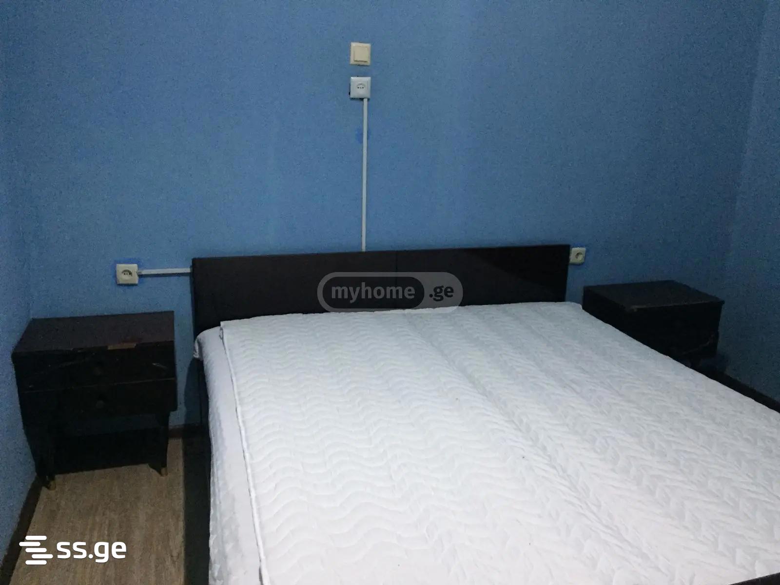1 Room Private House For Rent. Makhindjauri view 3