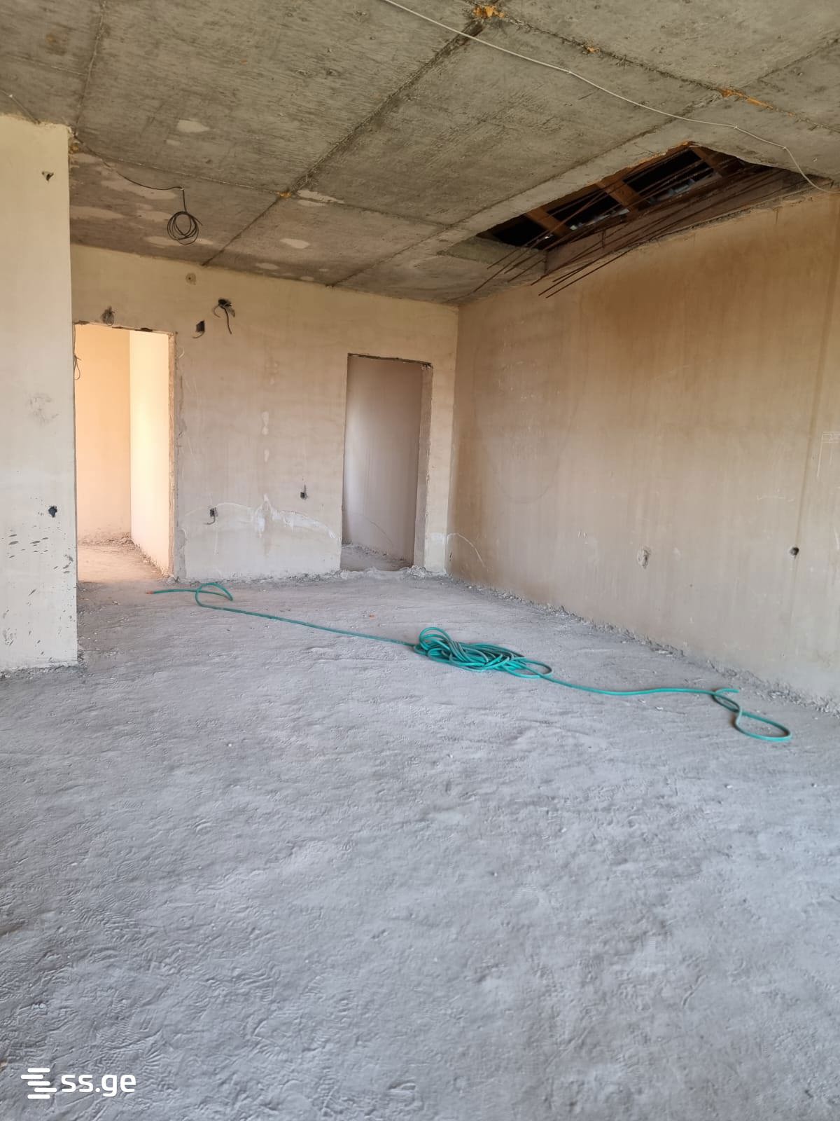 4 Room Private House For Sale view 8