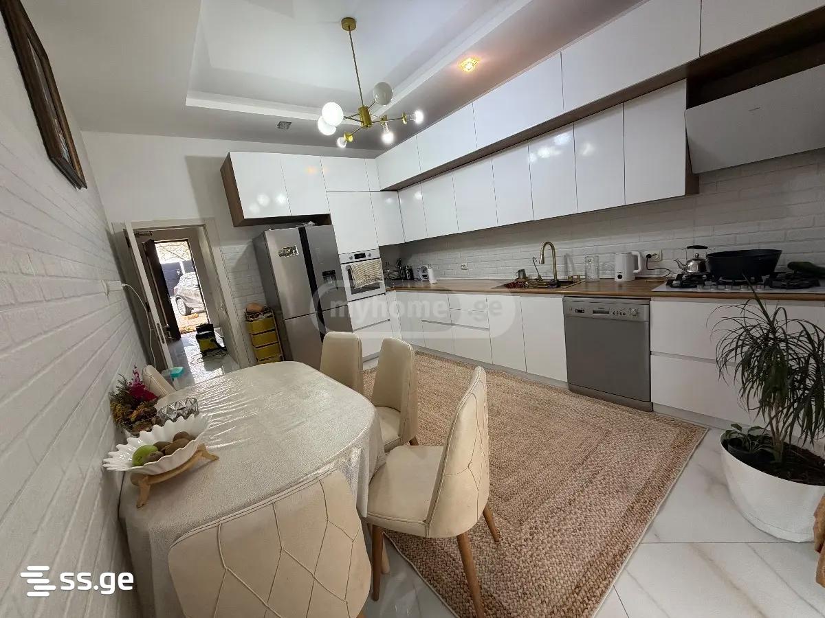 6 Room Private House For Rent. Varketili view 9