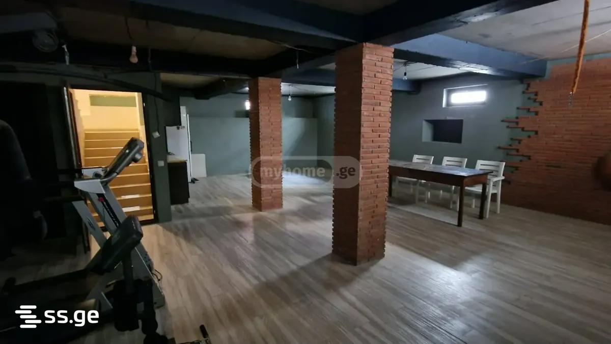 10 Room Private House For Rent. Varketili view 13