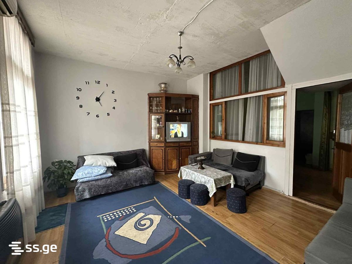 2-Room Apartment For Daily Rent In Batumi, Demetre Tavdadebuli St, 10, 40 M² — 120 ₾ Per Day view 9