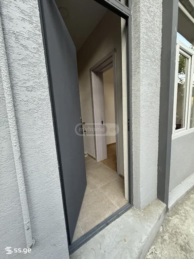 10 Room Private House For Sale view 12