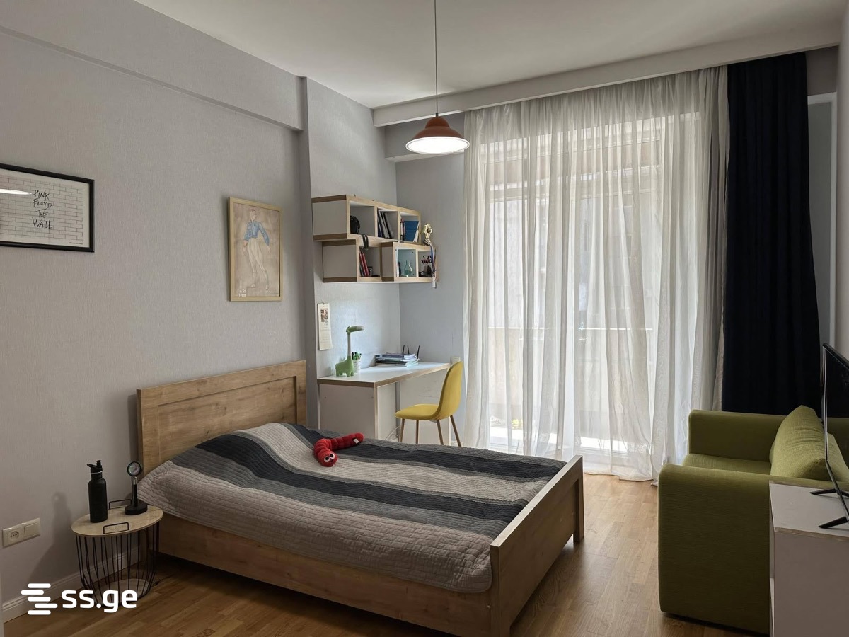 3 room Flat For Sale. Districts of Vazha-Pshavela - Więcej