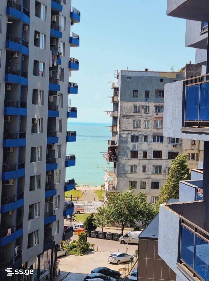 4 room Flat Daily rent. Batumi - Widok 2