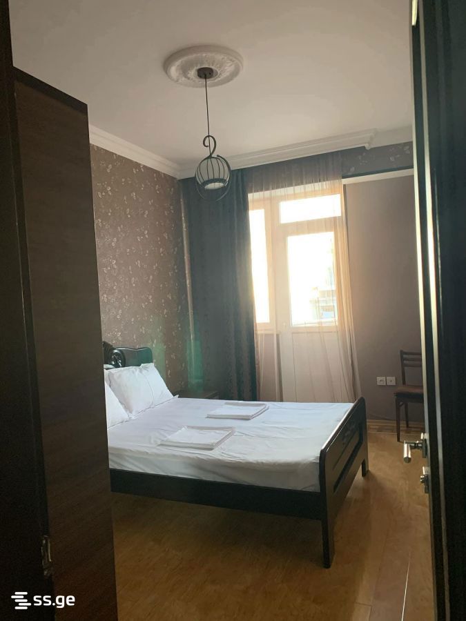 3 Room Flat Daily Rent. Batumi view 9