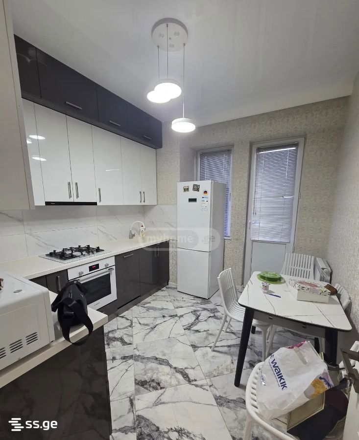 4 Room Flat For Rent. Mukhiani view 1