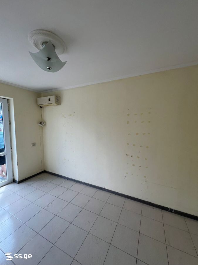 Commercial Space For Rent. Kutaisi view 2