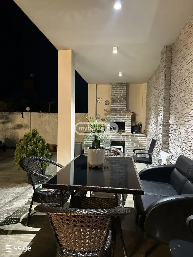 10 Room Private House Daily Rent. Batumi view 12