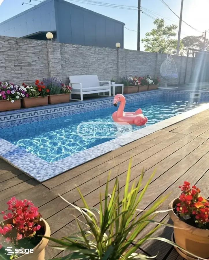 10 Room Private House Daily Rent. Batumi view 8