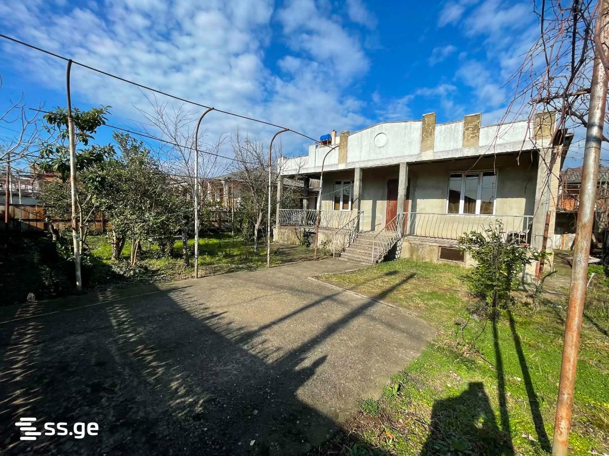 7 Room Private House For Sale, 1 of 4