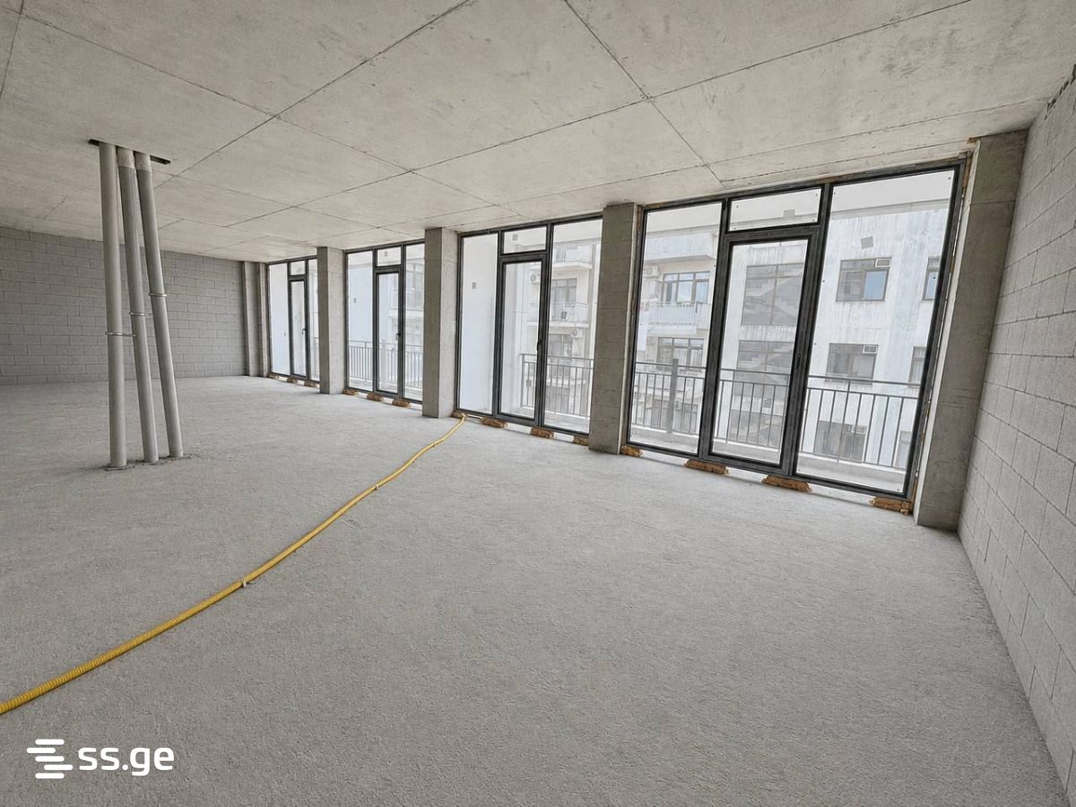 1 Room Flat For Sale view 2