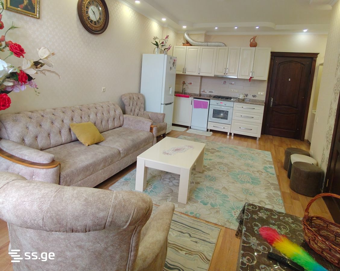 2 room Flat For Rent. Batumi - Więcej