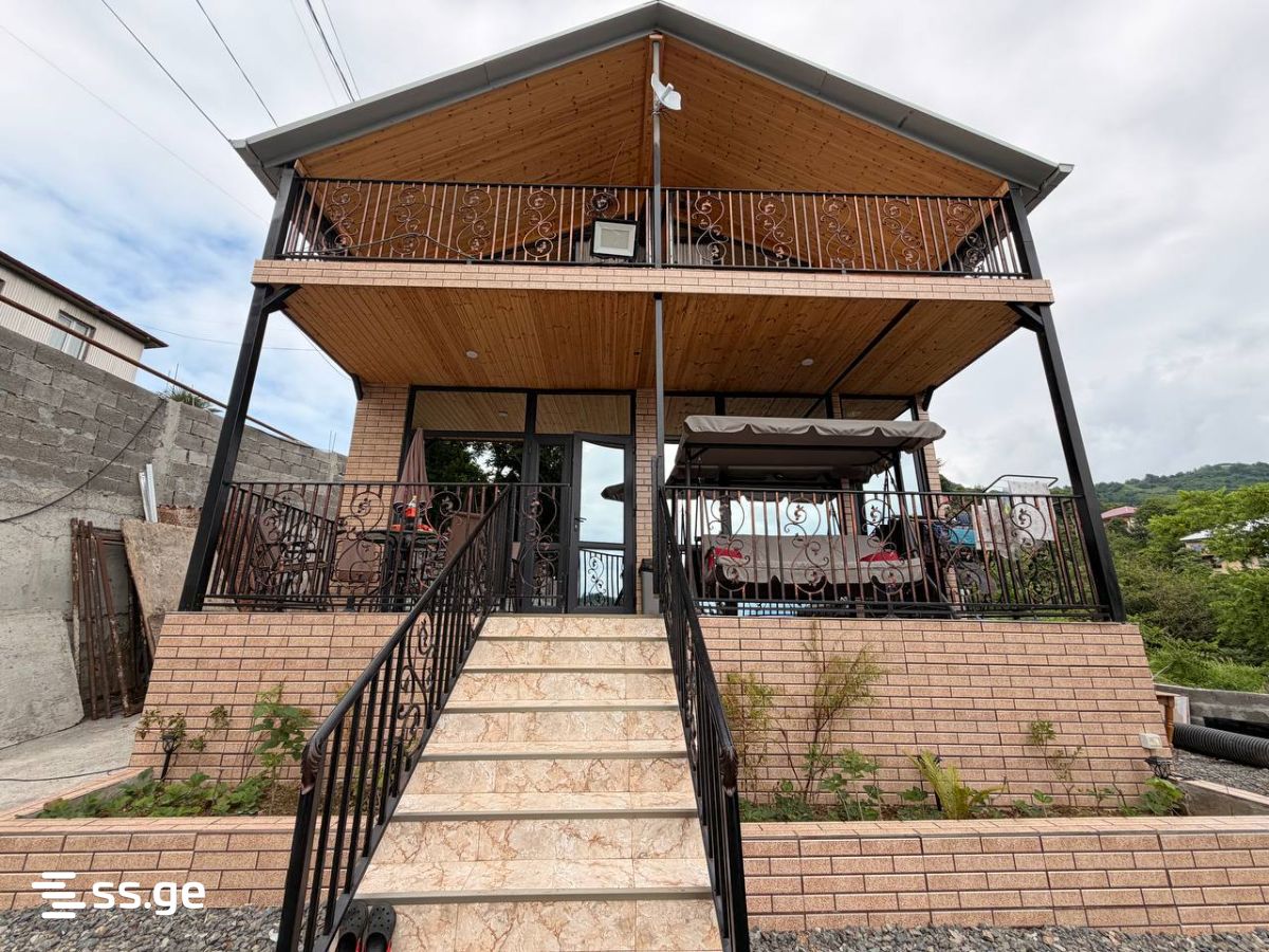 4 Room Summer Cottage For Rent. Batumi, 3 of 4