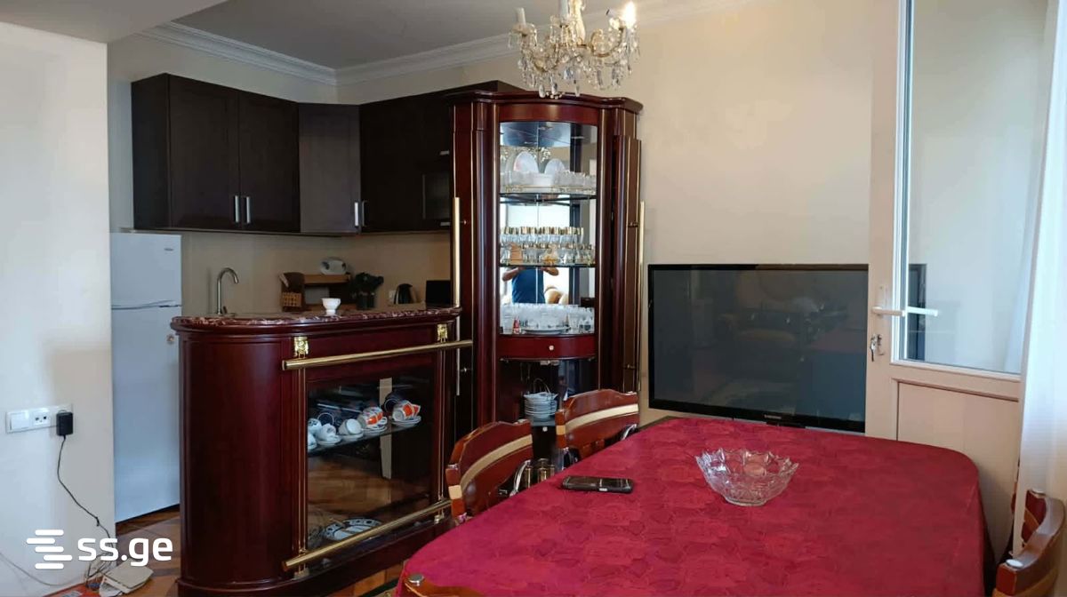 3 Room Flat For Rent. Batumi view 4