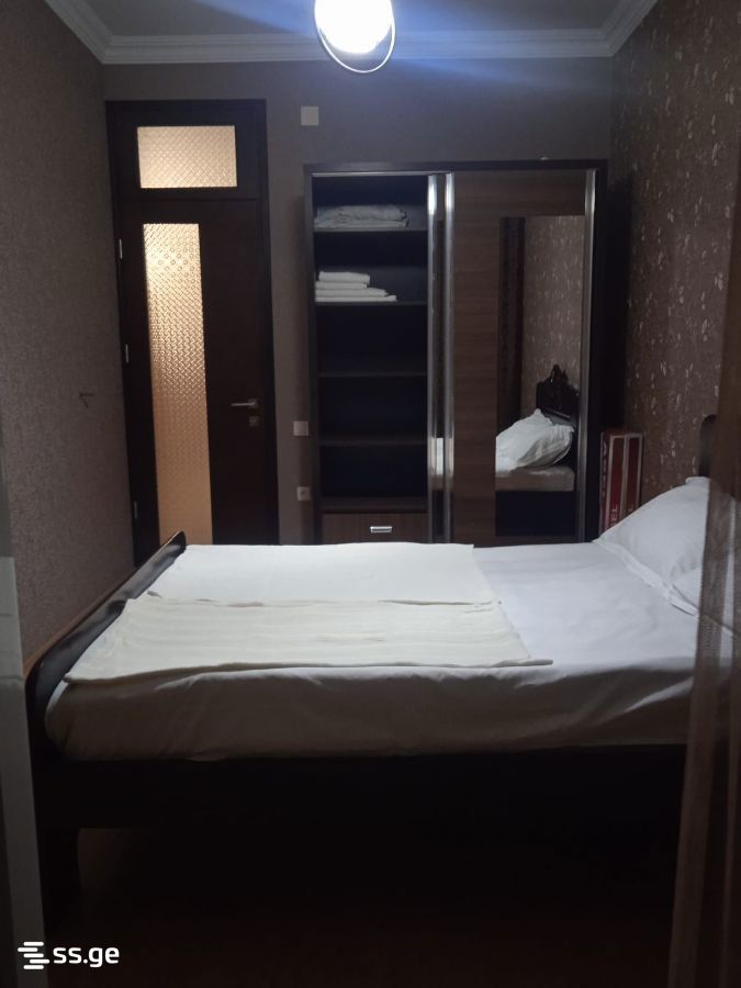 3 Room Flat Daily Rent. Batumi view 11