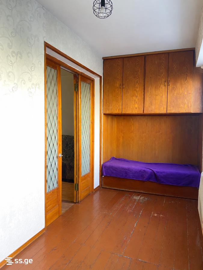 3 Room Flat For Sale, 2 of 4