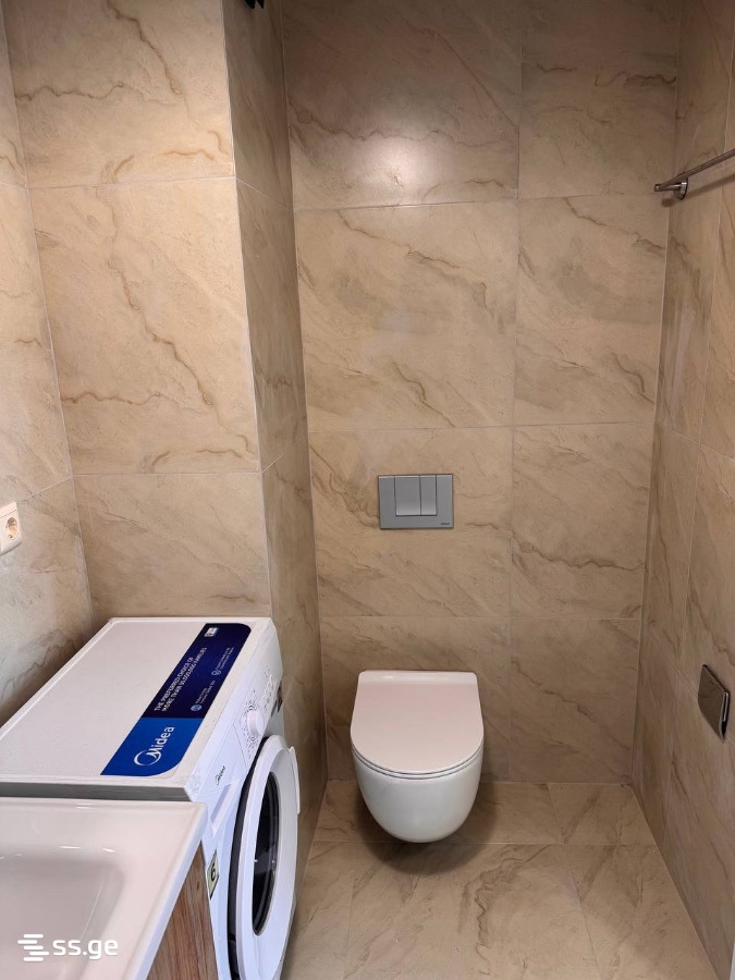 3 Room Flat For Sale view 4