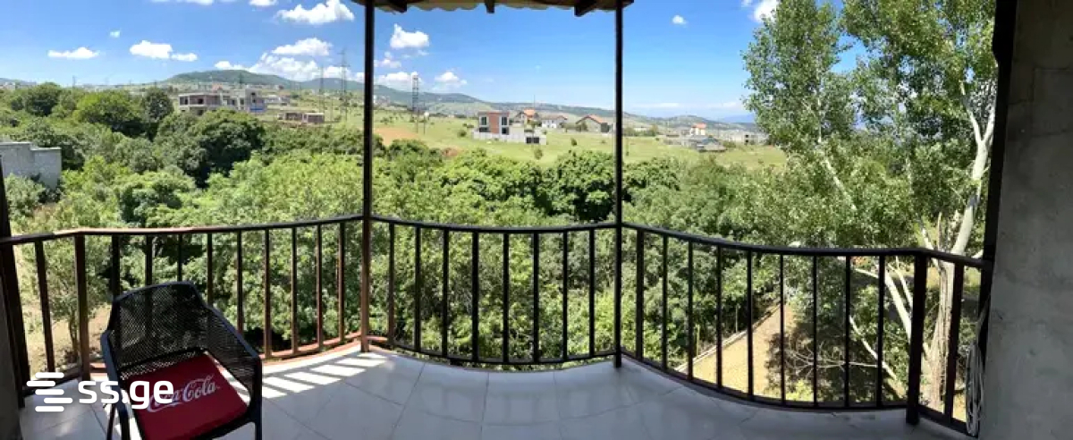 10 Room Private House For Sale view 3