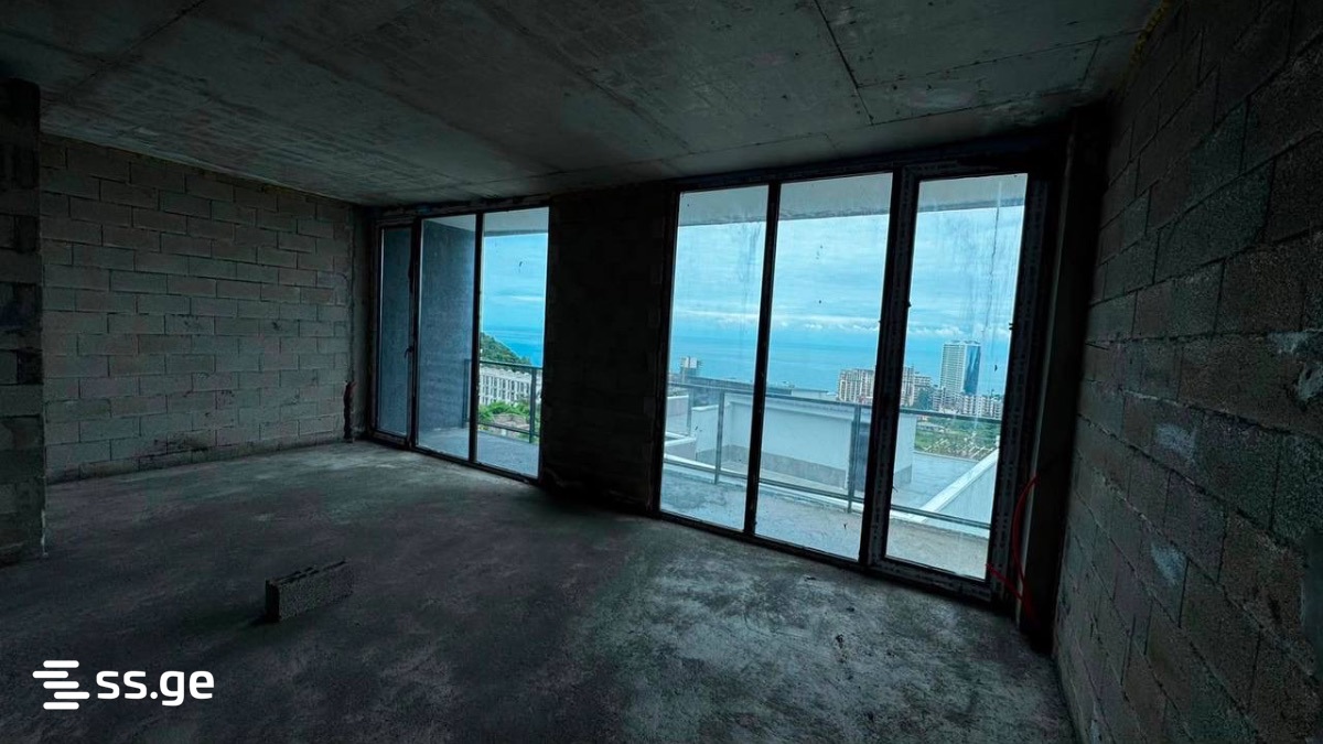 5 Room Private House For Sale view 4