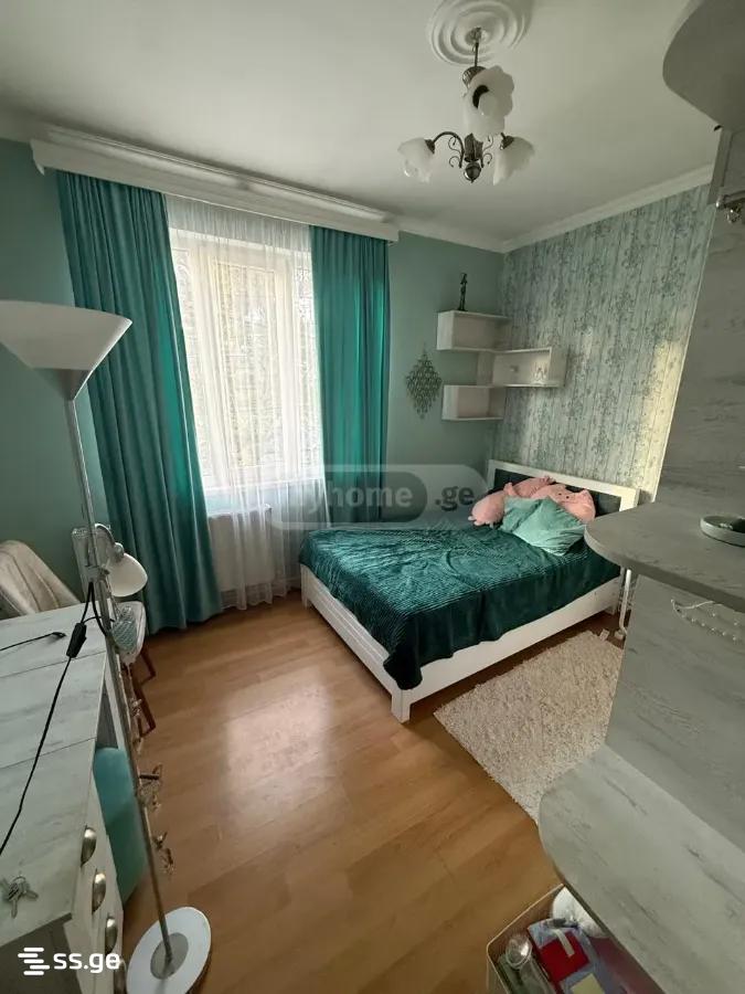 3 Room Private House For Rent. Chugureti view 5