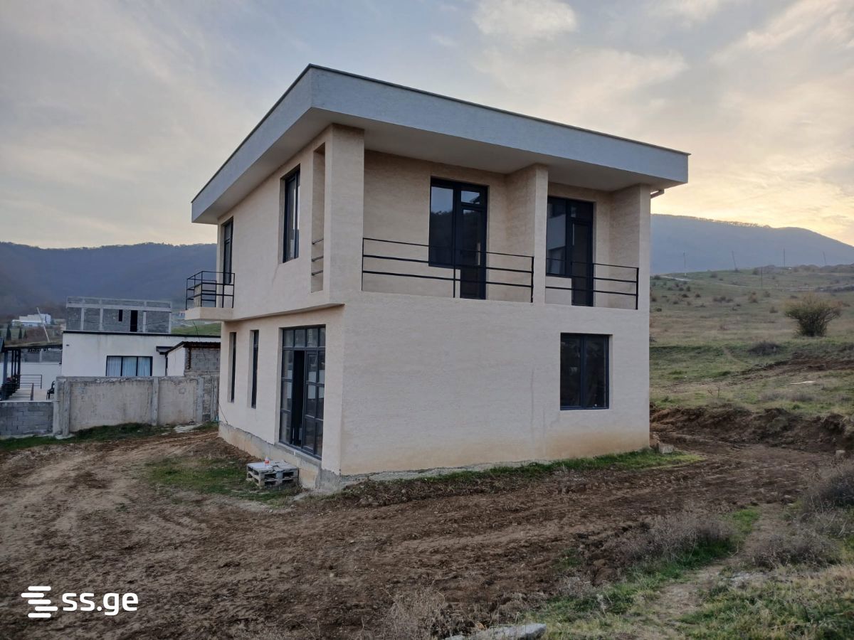 5 Room Summer Cottage For Sale view 2