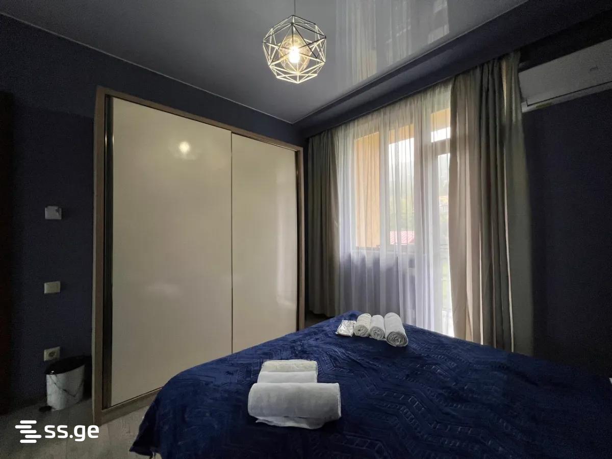 10 Room Private House For Sale view 4