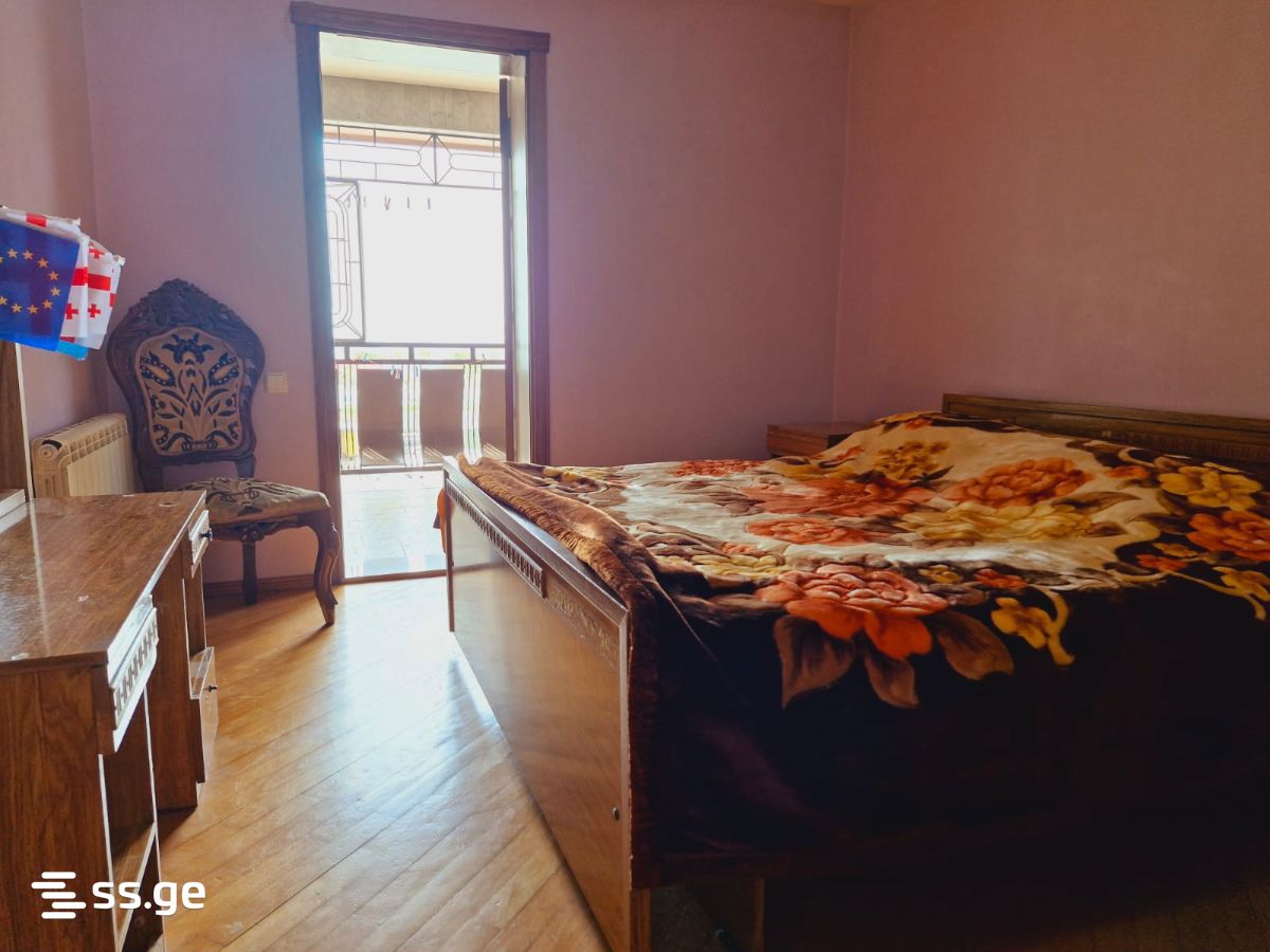 5 room Flat Daily rent. Batumi - Vista 2