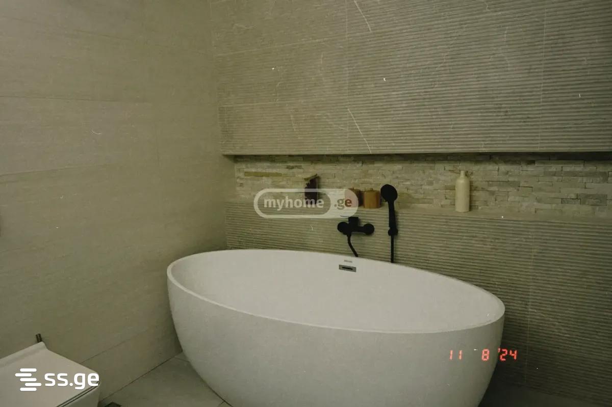 7 Room Private House For Sale view 10