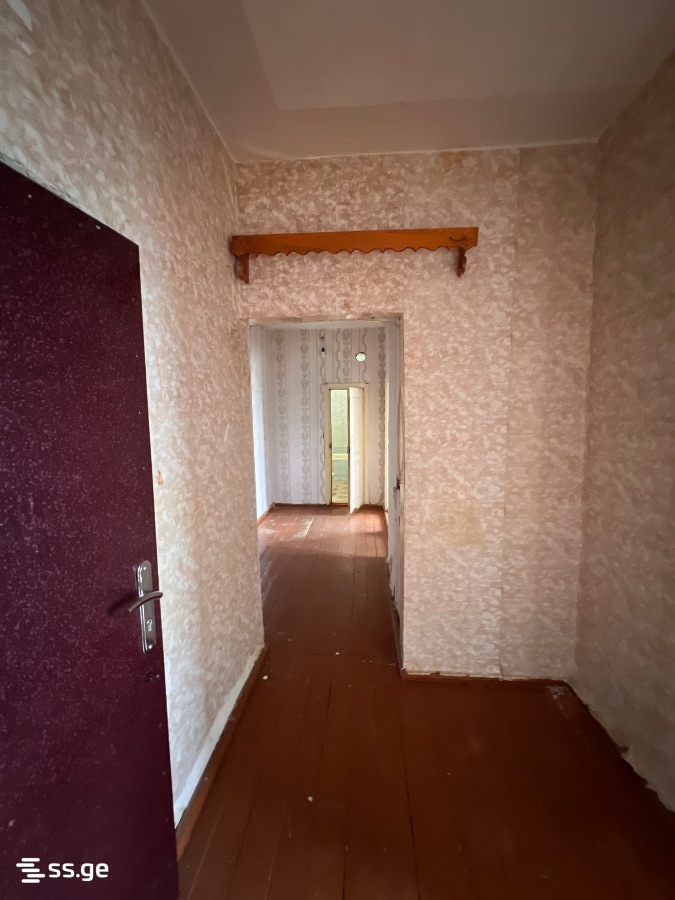 3 Room Flat For Sale, 1 of 4