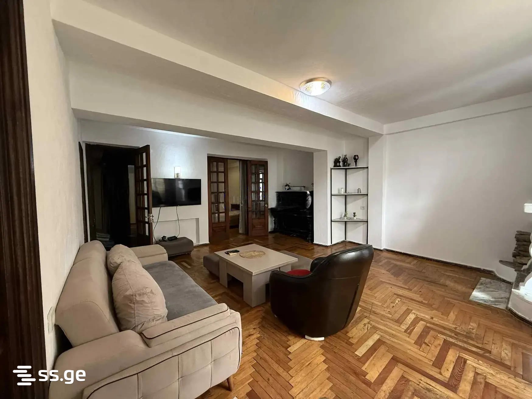 4 Room Flat Daily Rent. Batumi view 4